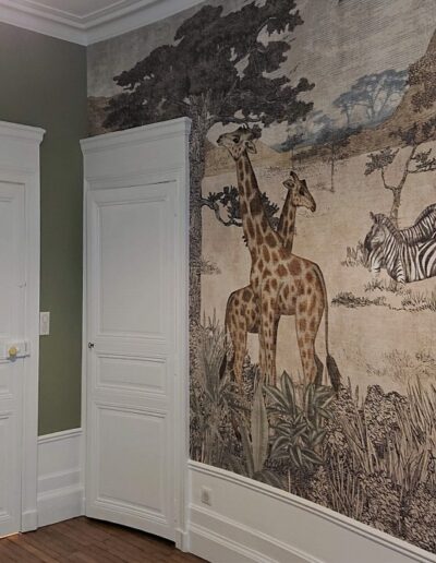 Pose d'un décor panoramique et mise en peinture murs et boiseries Calke Green et All White