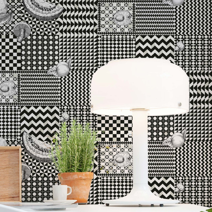 Cole and Sons papier peint contemporain Fornasetti frutta e geometrico 123-6030 noir blanc